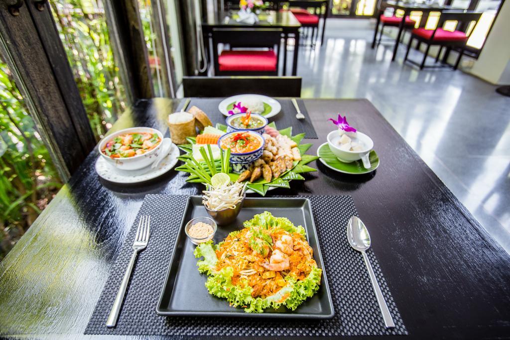 Aruntara Riverside Boutique Hotel Chiang Mai Exterior photo