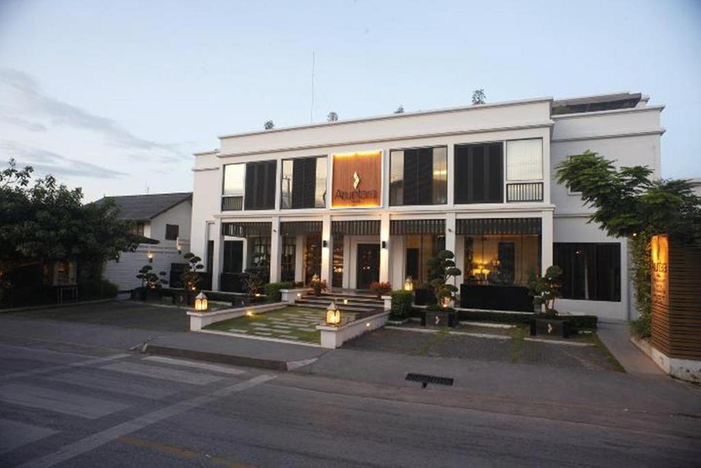 Aruntara Riverside Boutique Hotel Chiang Mai Exterior photo